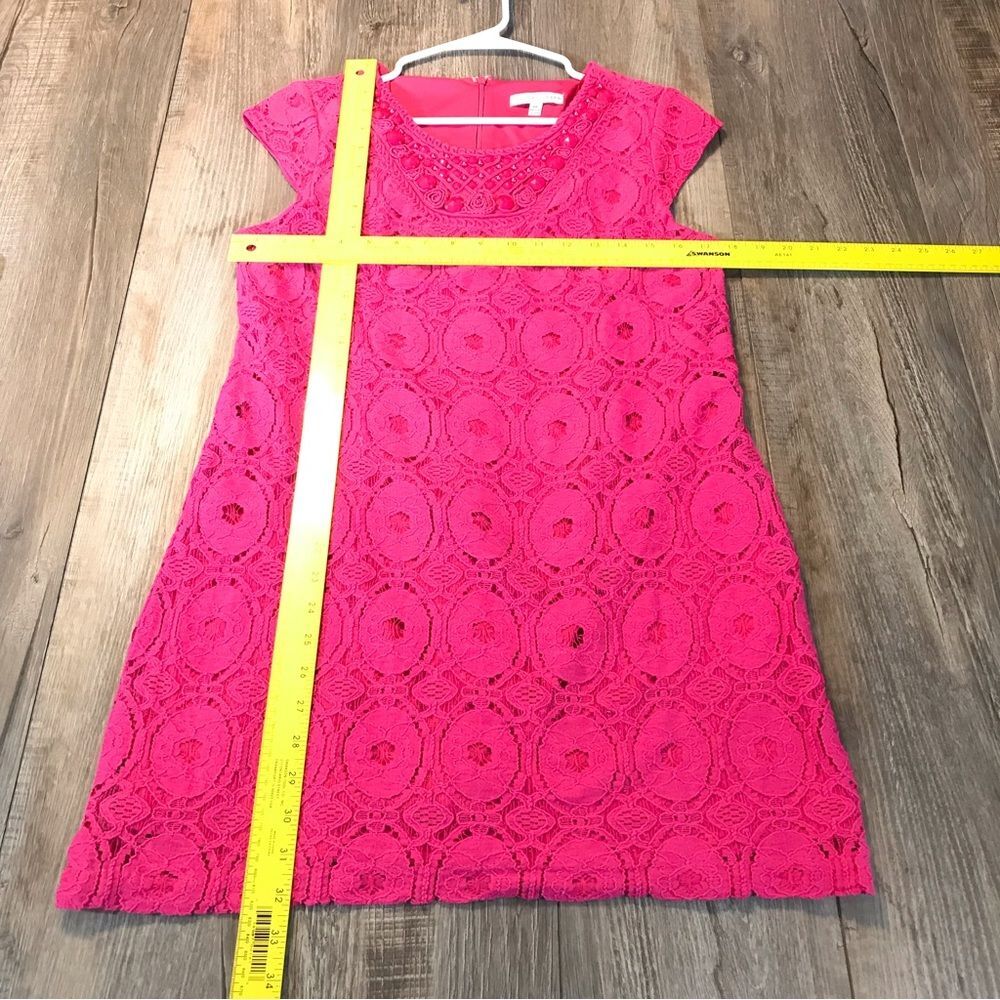 Sandra Darren Fuchsia Pink Lace Embellished Dress Sz 8P - Picture 8 of 11